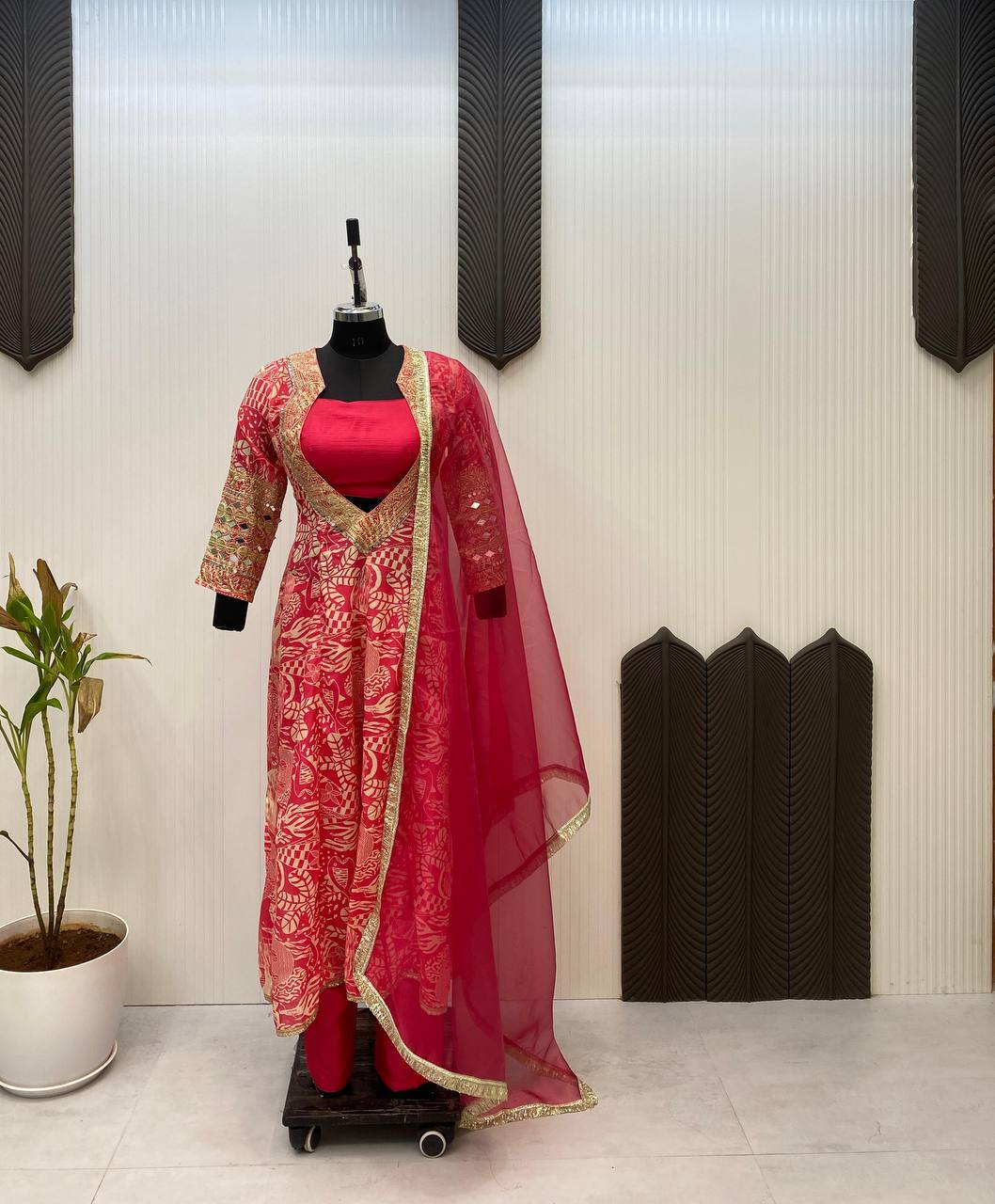 LG-1952 Premium Green & Red Chinon Indo-Western 4-Piece Set – Printed Jacket, Blouse, Pant & Dupatta - Image 10